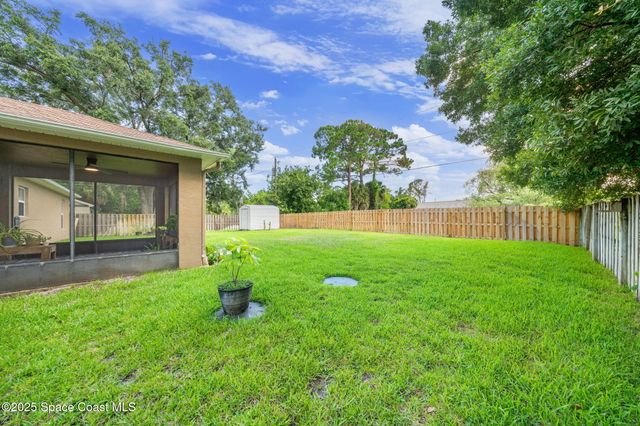 990 Sablon Street SE, Palm Bay, FL 32909