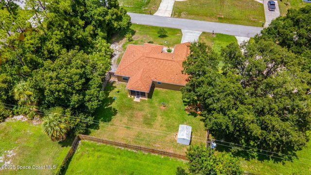 990 Sablon Street SE, Palm Bay, FL 32909