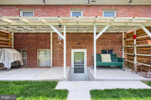 430 BAER AVE, Hanover, PA 17331