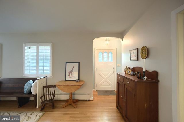 430 BAER AVE, Hanover, PA 17331