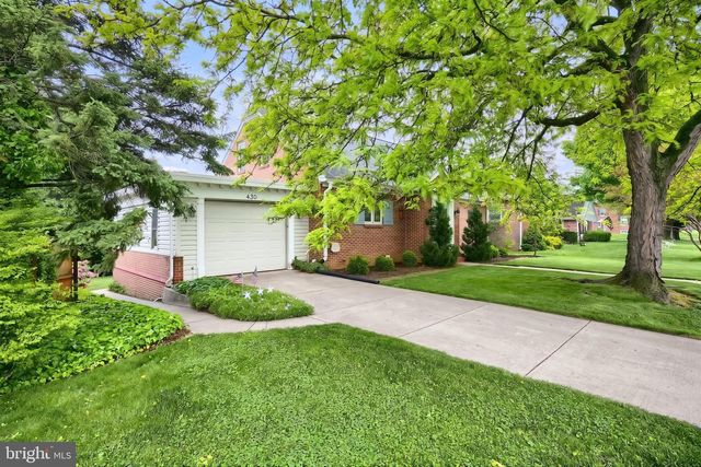 430 BAER AVE, Hanover, PA 17331
