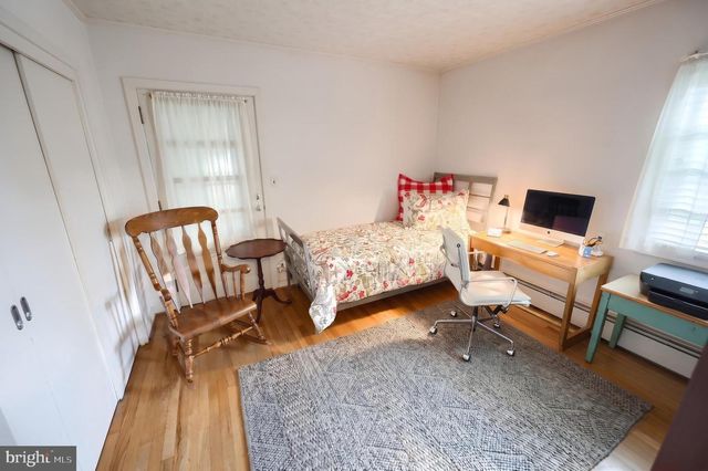 430 BAER AVE, Hanover, PA 17331