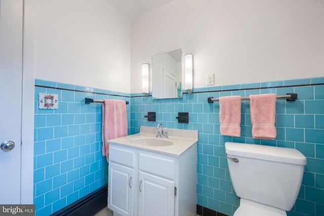 430 BAER AVE, Hanover, PA 17331