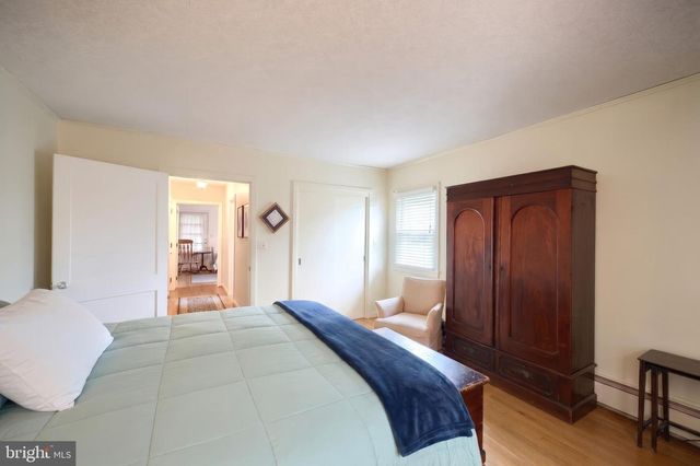 430 BAER AVE, Hanover, PA 17331
