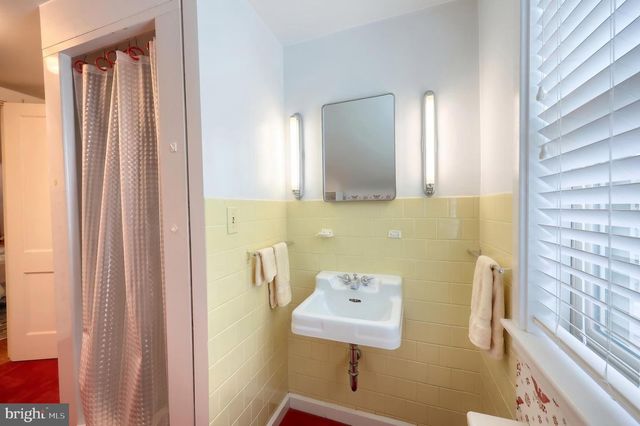 430 BAER AVE, Hanover, PA 17331