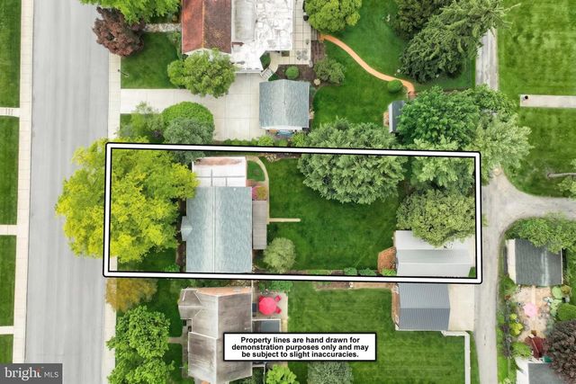 430 BAER AVE, Hanover, PA 17331