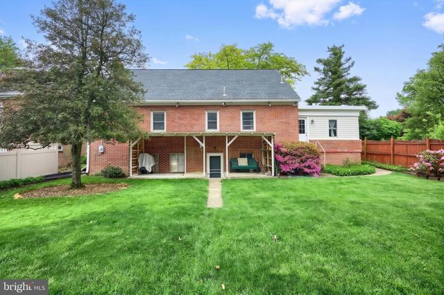 430 BAER AVE, Hanover, PA 17331