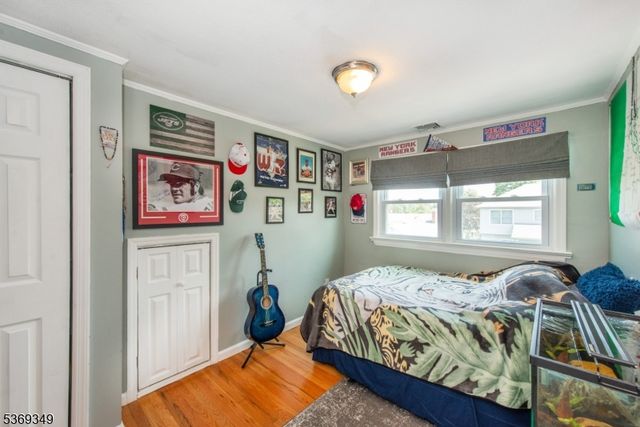 88 Ozone Ave, Cedar Grove Twp., NJ 07009