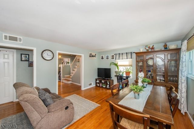 88 Ozone Ave, Cedar Grove Twp., NJ 07009