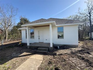 231 W Oneal Street, Wills Point, TX 75169