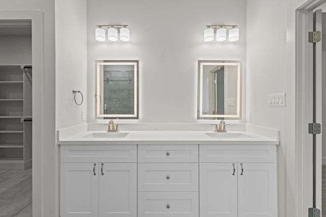 1815 N 19th Street, Nederland, TX 77627