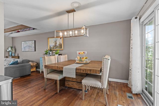 106 HOLLY DR, Hatboro, PA 19040