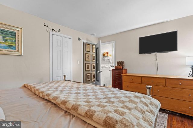 106 HOLLY DR, Hatboro, PA 19040