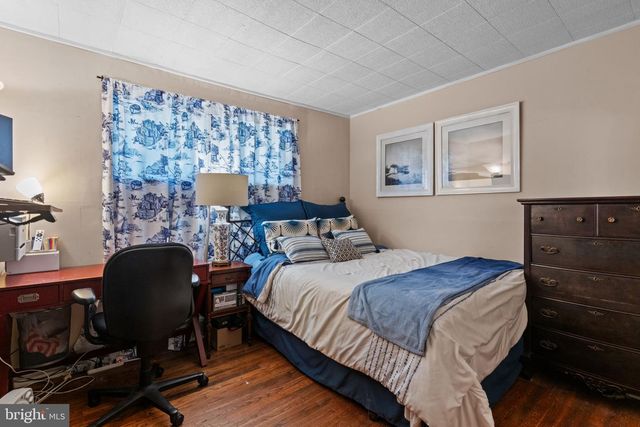 106 HOLLY DR, Hatboro, PA 19040