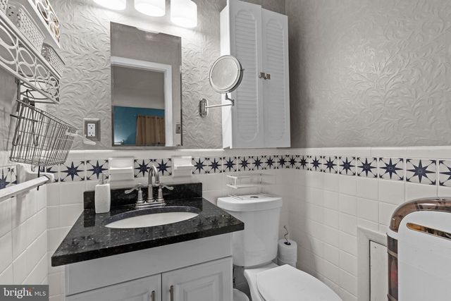 106 HOLLY DR, Hatboro, PA 19040