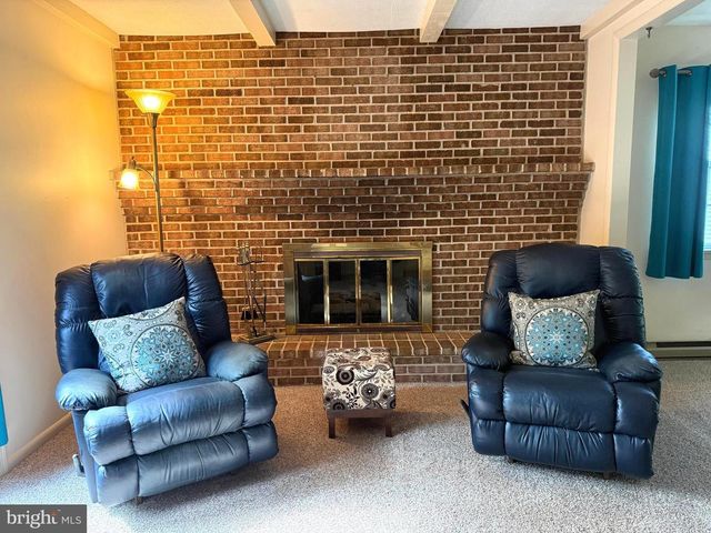 97 IROQUOIS CT, Newark, DE 19702