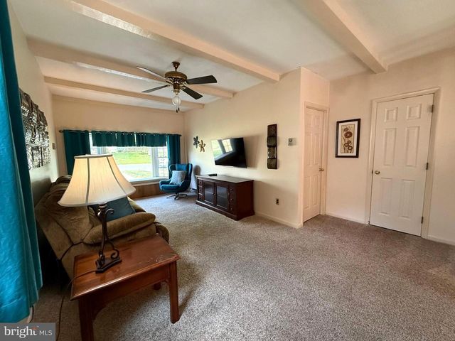 97 IROQUOIS CT, Newark, DE 19702