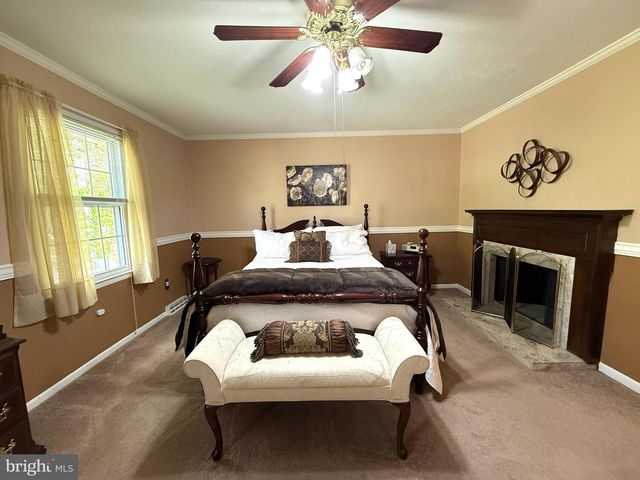 97 IROQUOIS CT, Newark, DE 19702