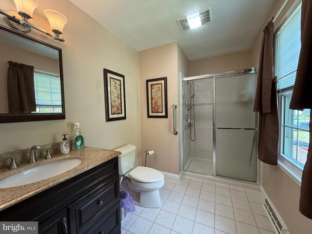 97 IROQUOIS CT, Newark, DE 19702