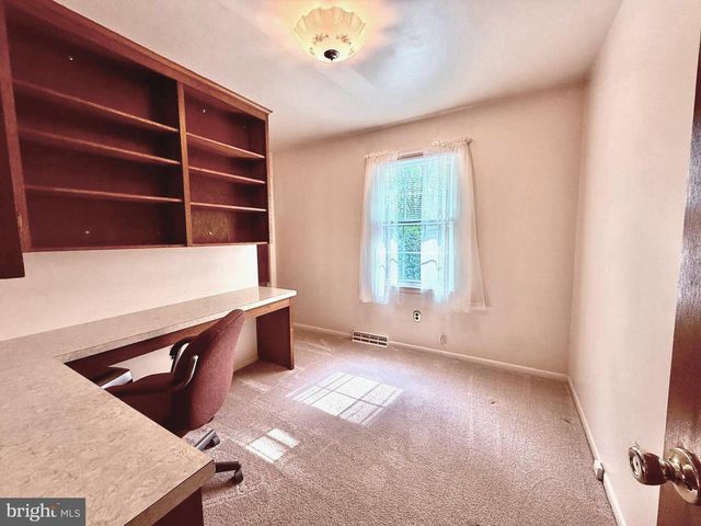 97 IROQUOIS CT, Newark, DE 19702