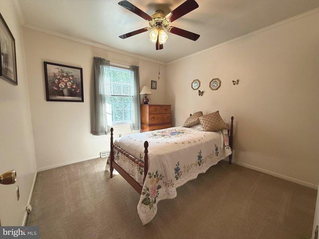 97 IROQUOIS CT, Newark, DE 19702