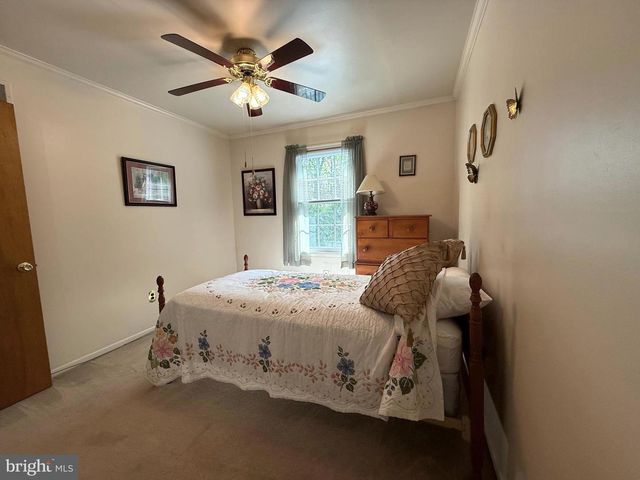 97 IROQUOIS CT, Newark, DE 19702