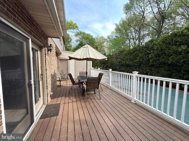 97 IROQUOIS CT, Newark, DE 19702