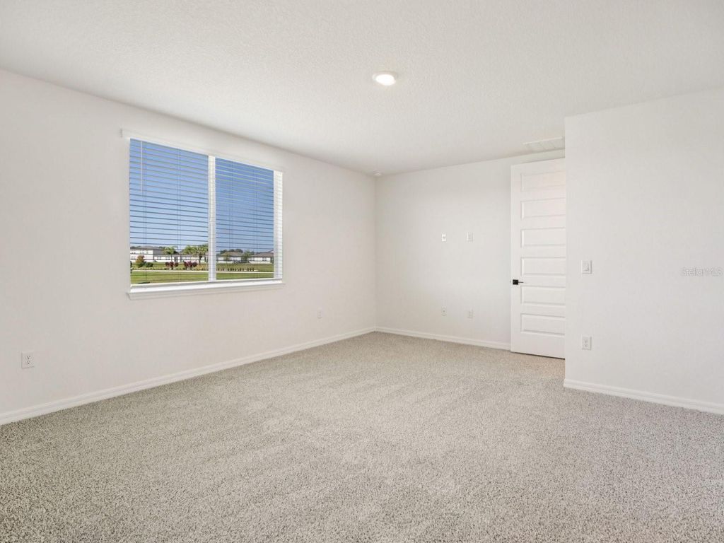 Image 12 of property listing at 14030 KELLY PARK COURT, Parrish, FL 34219