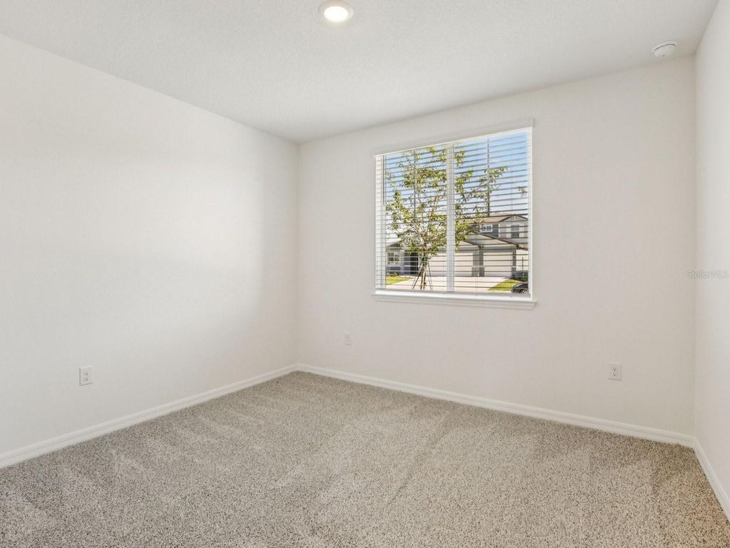 Image 6 of property listing at 14030 KELLY PARK COURT, Parrish, FL 34219