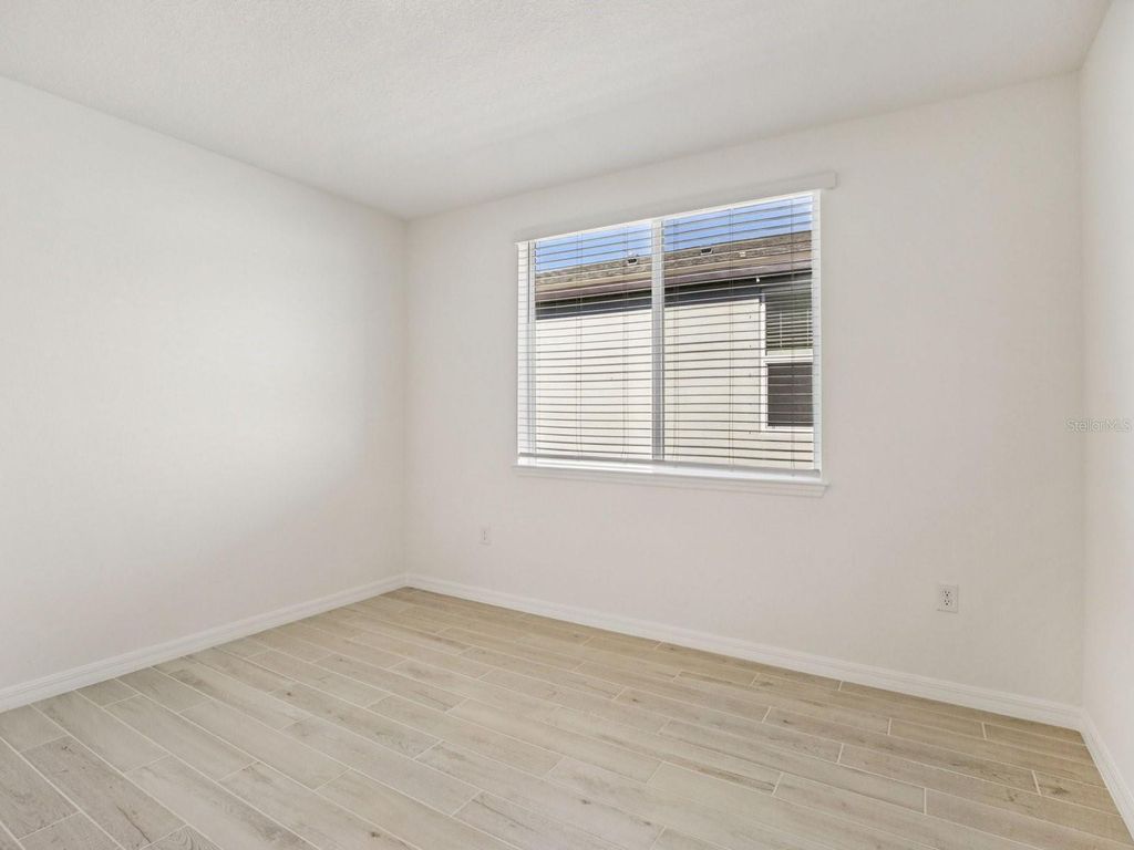 Image 9 of property listing at 14030 KELLY PARK COURT, Parrish, FL 34219