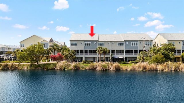 3226 NAUTICAL PLACE S, St Petersburg, FL 33712