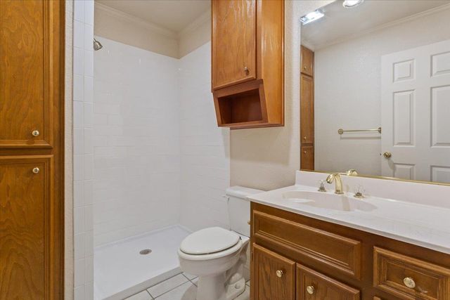 2422 Smith Bluff RD, Salado, TX 76571