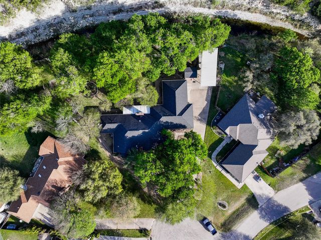 2422 Smith Bluff RD, Salado, TX 76571