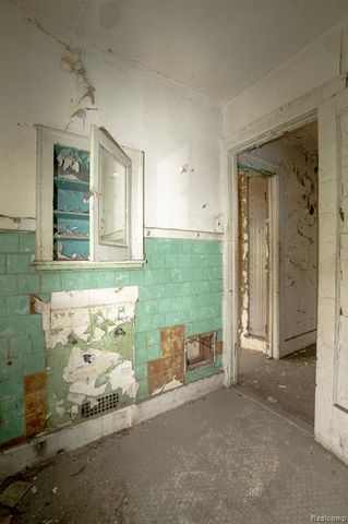 3349 Clairmount Street, Detroit, MI 48206