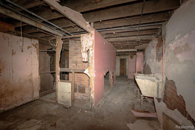 3349 Clairmount Street, Detroit, MI 48206