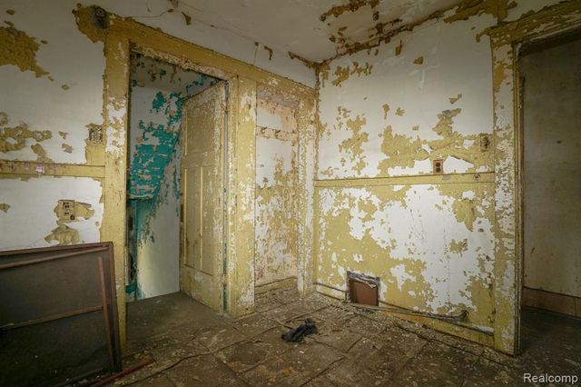 3349 Clairmount Street, Detroit, MI 48206