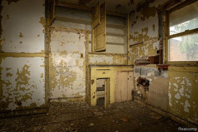 3349 Clairmount Street, Detroit, MI 48206