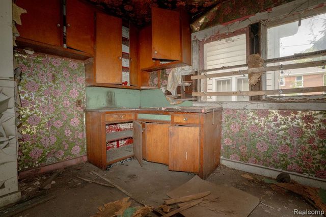 3349 Clairmount Street, Detroit, MI 48206