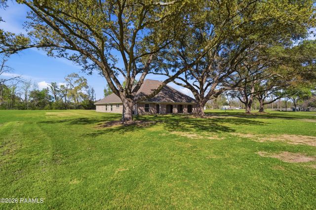 400 Acorn Drive, Lafayette, LA 70507