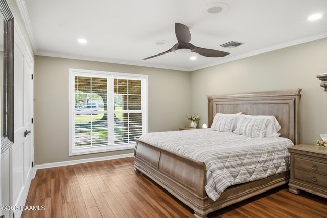 400 Acorn Drive, Lafayette, LA 70507