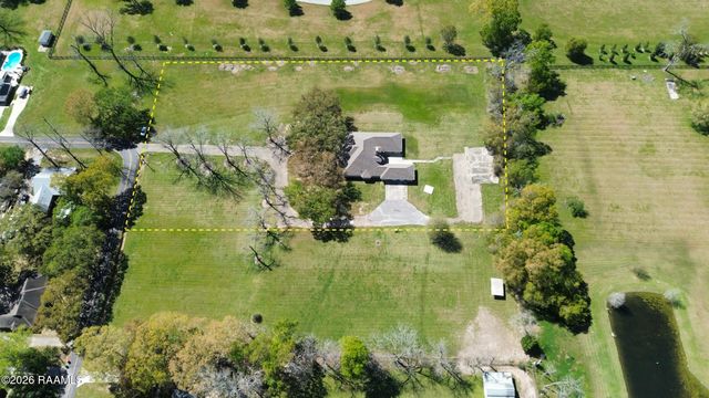 400 Acorn Drive, Lafayette, LA 70507