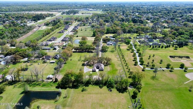 400 Acorn Drive, Lafayette, LA 70507