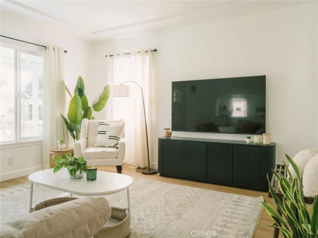 801 N Myers, Burbank, CA 91506