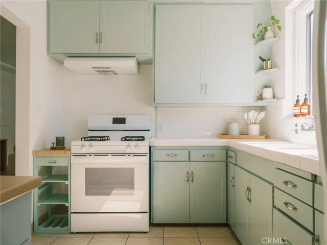 801 N Myers, Burbank, CA 91506