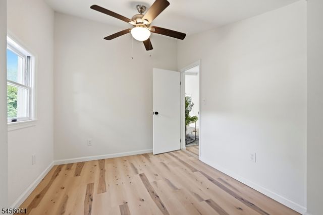 14 Cabin Spring Trl, Byram Twp., NJ 07821