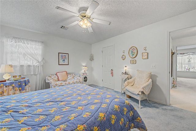 210 Lyndal Lane, Bentonville, AR 72712