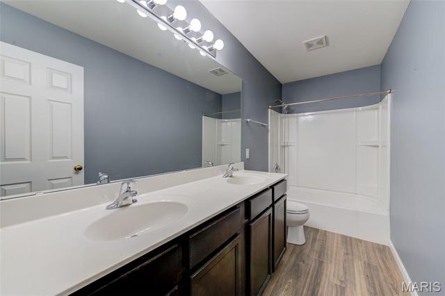 309 Willott Square Drive, St Peters, MO 63376