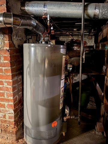 66 Almont St, Medford, MA 02155