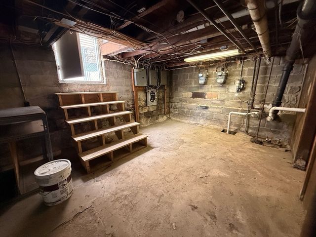 66 Almont St, Medford, MA 02155