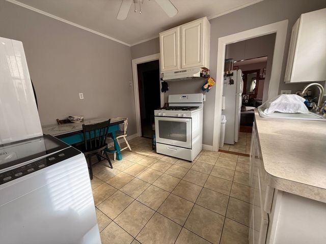 66 Almont St, Medford, MA 02155